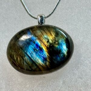Labradorite Oval Pendant Necklace in Blue and Gold